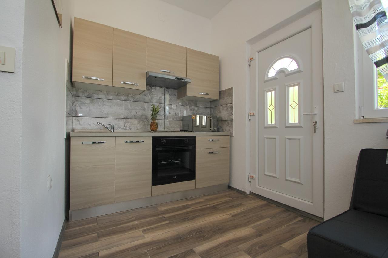 Apartment Afrodita Kaštela 外观 照片